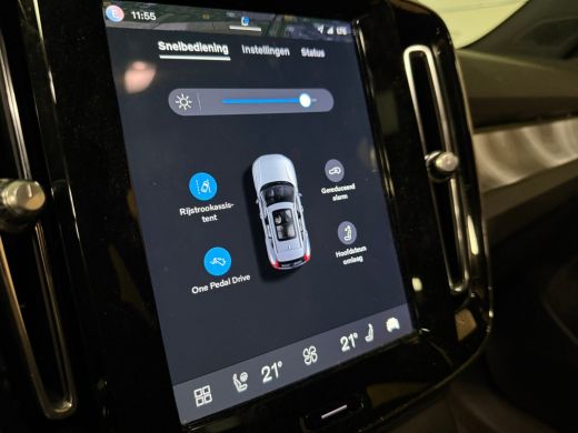 Volvo  XC40 Recharge Ultimate 70 kWh | 94% SoH | Schuifdak | 360&deg; Camera | Harman Kardon | All Season banden ... ActivLease financial lease