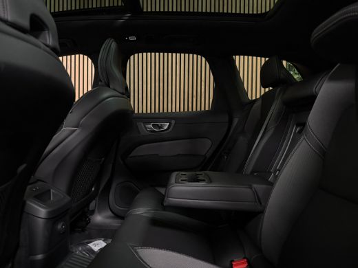 Volvo  XC60 T6 AWD Recharge Ultra Black Edition | Luchtvering | Trekhaak | 360 Camera | Head-Up Display | Har... ActivLease financial lease