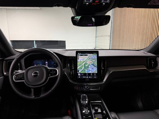 Volvo  XC60 T6 AWD Recharge Ultra Black Edition | Luchtvering | Trekhaak | 360 Camera | Head-Up Display | Har... ActivLease financial lease