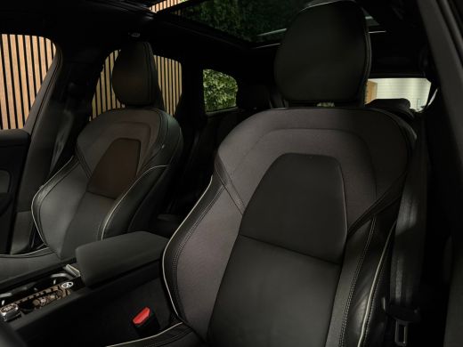 Volvo  XC60 T6 AWD Recharge Ultra Black Edition | Luchtvering | Trekhaak | 360 Camera | Head-Up Display | Har... ActivLease financial lease