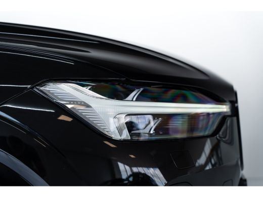 Volvo  XC60 T8 455PK AWD Ultimate Dark Luchtvering | B&W audio | 21" | Sportstoelen ActivLease financial lease