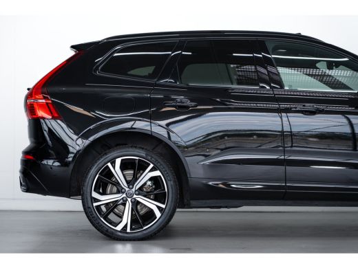 Volvo  XC60 T8 455PK AWD Ultimate Dark Luchtvering | B&W audio | 21" | Sportstoelen ActivLease financial lease
