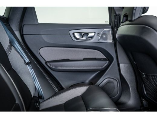 Volvo  XC60 T8 455PK AWD Ultimate Dark Luchtvering | B&W audio | 21" | Sportstoelen ActivLease financial lease