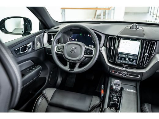 Volvo  XC60 T8 455PK AWD Ultimate Dark Luchtvering | B&W audio | 21" | Sportstoelen ActivLease financial lease