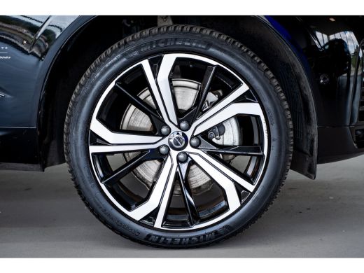 Volvo  XC60 T8 455PK AWD Ultimate Dark Luchtvering | B&W audio | 21" | Sportstoelen ActivLease financial lease