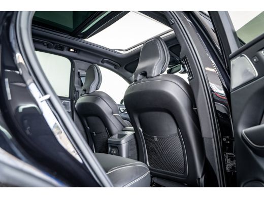 Volvo  XC60 T8 455PK AWD Ultimate Dark Luchtvering | B&W audio | 21" | Sportstoelen ActivLease financial lease