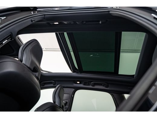 Volvo  XC60 T8 455PK AWD Ultimate Dark Luchtvering | B&W audio | 21" | Sportstoelen ActivLease financial lease