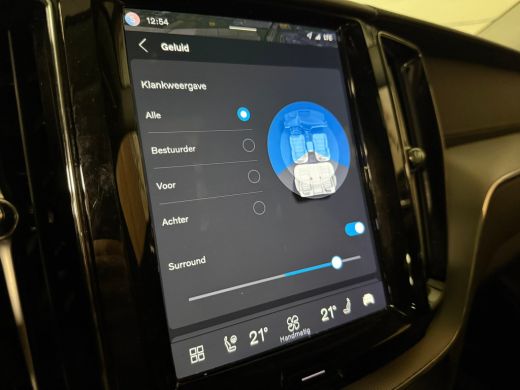 Volvo  XC60 T8 AWD Recharge Ultra Dark | Luchtvering | Trekhaak | 360&deg; Camera | 455pk | Head-Up Display | Har... ActivLease financial lease