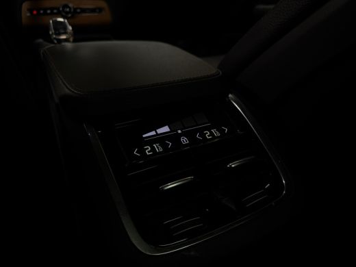 Volvo  XC90 T8 AWD Recharge Inscription Long Range | Pine Grey! | Trekhaak | 360&deg; Camera | Harman Kardon | 45... ActivLease financial lease