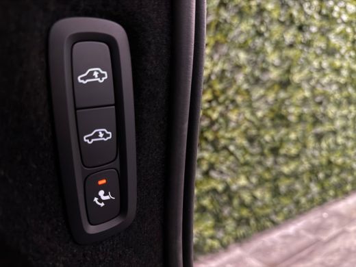 Volvo  XC90 T8 AWD Recharge Ultra Dark | Vol! | Bowers & Wilkins | Luchtvering | Stoelventilatie | Trekhaak |... ActivLease financial lease