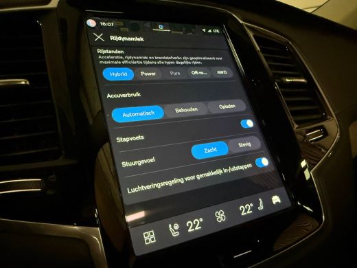 Volvo  XC90 T8 AWD Recharge Ultra Dark | Vol! | Bowers & Wilkins | Luchtvering | Stoelventilatie | Trekhaak |... ActivLease financial lease