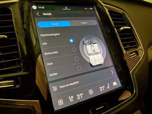 Volvo  XC90 T8 AWD Recharge Ultra Dark | Vol! | Bowers & Wilkins | Luchtvering | Stoelventilatie | Trekhaak |... ActivLease financial lease