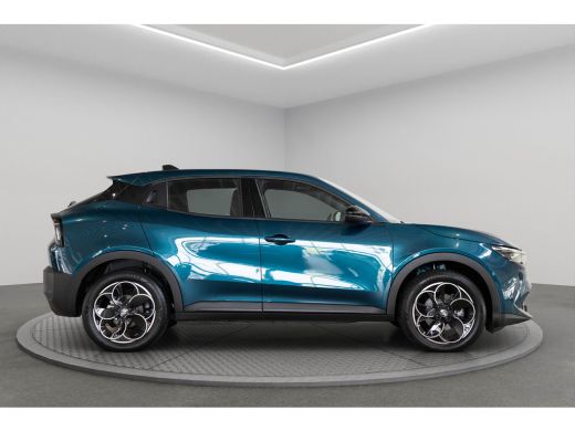 Alfa Romeo Junior Elettrica 54 KWH | SOH 95% | Apple Carplay & Android Auto | Parkeesensoren | Keyless | Climate Co... ActivLease financial lease