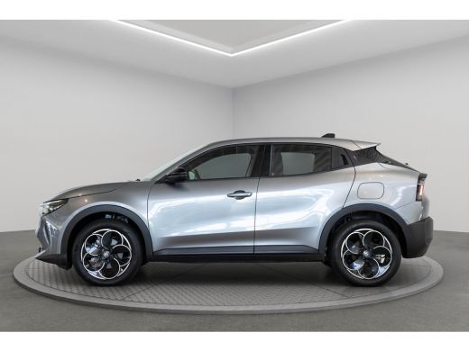 Alfa Romeo Junior Elettrica 54 kWh | SOH 95% | Apple Carplay & Android Auto | Parkeesensoren | Keyless | Climate Co... ActivLease financial lease