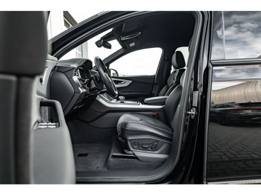 Audi Q7 60 TFSI e quattro Pro Line S Competition 462 PK | Trekhaak | Stuurverwarming | 22" velgen | Achte... ActivLease financial lease