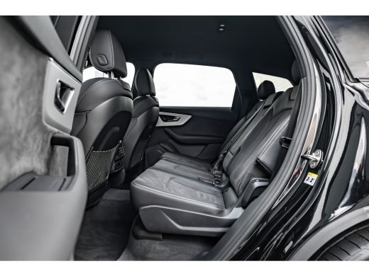 Audi Q7 60 TFSI e quattro Pro Line S Competition 462 PK | Trekhaak | Stuurverwarming | 22" velgen | Achte... ActivLease financial lease