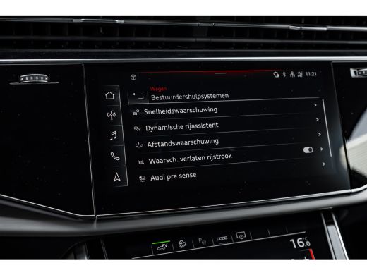 Audi Q7 60 TFSI e quattro Pro Line S Competition 462 PK | Trekhaak | Stuurverwarming | 22" velgen | Achte... ActivLease financial lease