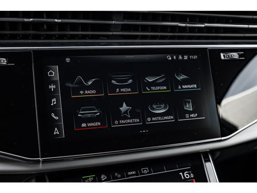 Audi Q7 60 TFSI e quattro Pro Line S Competition 462 PK | Trekhaak | Stuurverwarming | 22" velgen | Achte... ActivLease financial lease