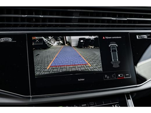 Audi Q7 60 TFSI e quattro Pro Line S Competition 462 PK | Trekhaak | Stuurverwarming | 22" velgen | Achte... ActivLease financial lease