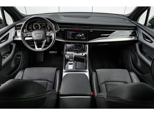 Audi Q7 60 TFSI e quattro Pro Line S Competition 462 PK | Trekhaak | Stuurverwarming | 22" velgen | Achte... ActivLease financial lease