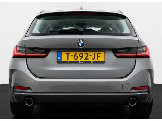 BMW 3 Serie Touring NEW 318IA 2.0 156PK AUT. NAVI/LED/PDC/CARPLAY ActivLease financial lease