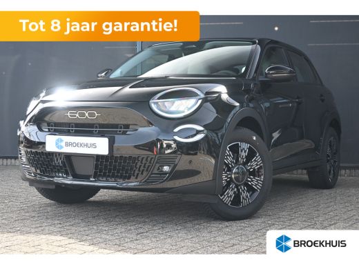 Fiat 600 1.2 Hybrid ICON 145pk VOORRAAD-ACTIE! | 8 Jaar Fabrieksgarantie | Carplay | Parkeersensoren | All... ActivLease financial lease