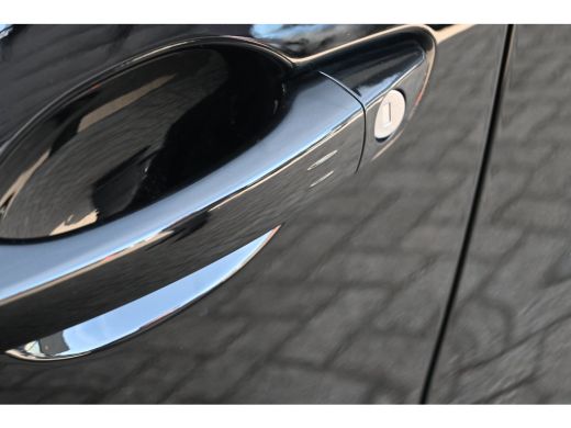 Fiat 600 1.2 Hybrid ICON 145pk VOORRAAD-ACTIE! | 8 Jaar Fabrieksgarantie | Carplay | Parkeersensoren | All... ActivLease financial lease
