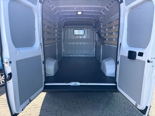 Fiat E-Ducato 3.5T L3H2 79 kWh 4224km!, 3-Persoons, App Connect, Camera ActivLease financial lease