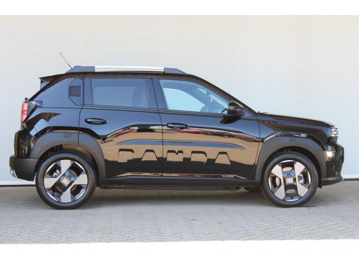 Fiat Grande Panda EV 44kWh 113 La Prima | 10,25" touchscreen navigatiesysteem | 17" lichtmetalen velgen | 6 Luidspr... ActivLease financial lease