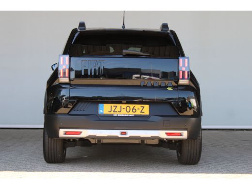 Fiat Grande Panda EV 44kWh 113 La Prima | 10,25" touchscreen navigatiesysteem | 17" lichtmetalen velgen | 6 Luidspr... ActivLease financial lease