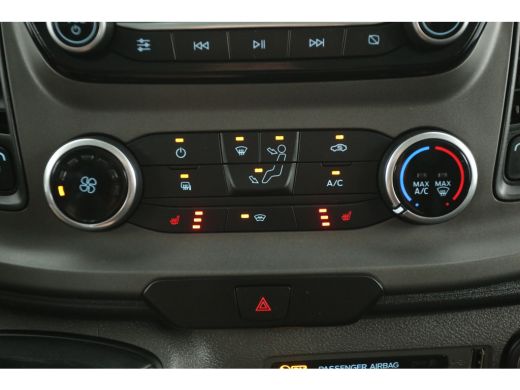 Ford Transit Custom 2.0 TDCI L2H1 | Airco | Camera | 2800kg Trekgew. | Cruise | 3 Zits | 2xSchuifdeur | Carplay ActivLease financial lease