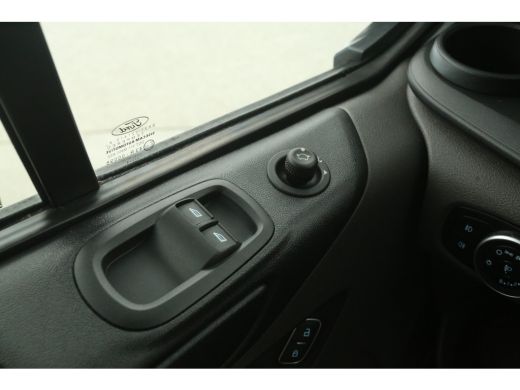 Ford Transit Custom 2.0 TDCI L2H1 | Airco | Camera | 2800kg Trekgew. | Cruise | 3 Zits | 2xSchuifdeur | Carplay ActivLease financial lease