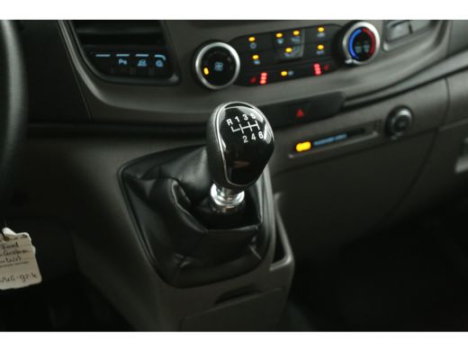Ford Transit Custom 2.0 TDCI L2H1 | Airco | Camera | 2800kg Trekgew. | Cruise | 3 Zits | 2xSchuifdeur | Carplay ActivLease financial lease