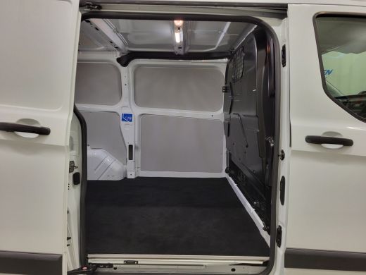 Ford Transit Custom 2.0TDCI 130pk Automaat Euro 6! ActivLease financial lease