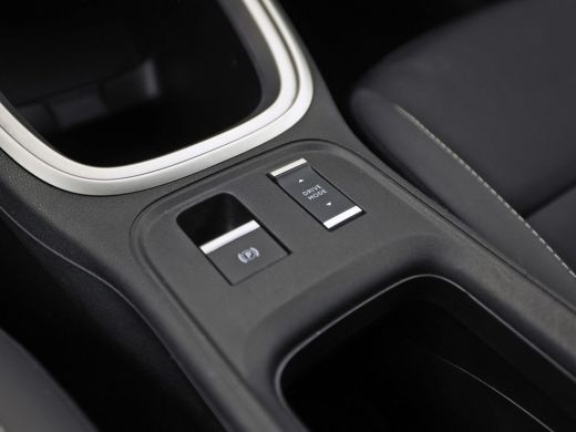 Jeep Avenger 1.2 e-Hybrid Altitude Automaat (VIRTUAL COCKPIT, APPLE CARPLAY, GROOT NAVI, 360 CAMERA, SPORTSTOE... ActivLease financial lease