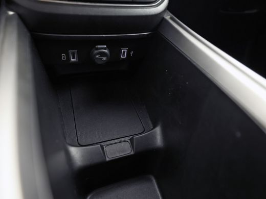Jeep Avenger 1.2 e-Hybrid Altitude Automaat (VIRTUAL COCKPIT, APPLE CARPLAY, GROOT NAVI, 360 CAMERA, SPORTSTOE... ActivLease financial lease