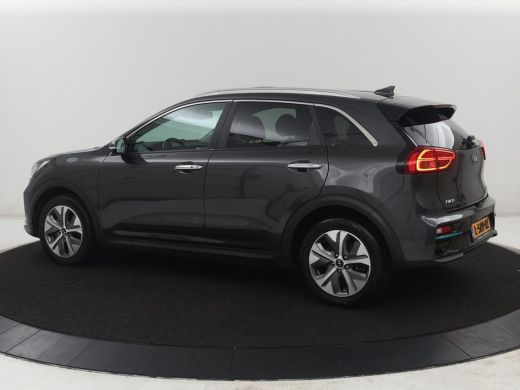 Kia e-Niro | SOH 95,3% | Panoramadak | Half leder | Stuur/stoel verwarming | Adaptive cruise | Lane assist |... ActivLease financial lease