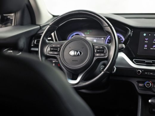 Kia Niro 1.6 GDi PHEV DynamicLine 141Pk Automaat (1e EIGENAAR, APPLE CARPLAY, GROOT NAVI, CAMERA, TREKHAAK... ActivLease financial lease