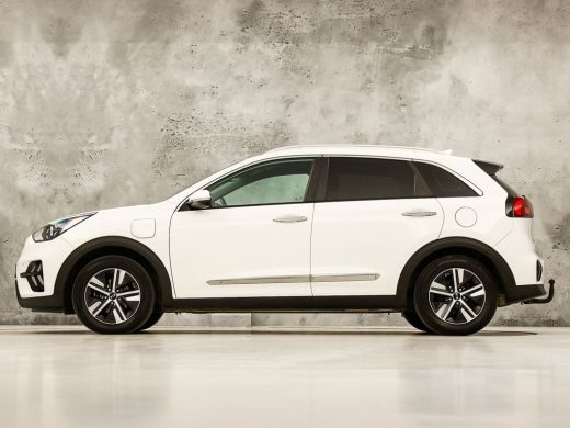 Kia Niro 1.6 GDi PHEV DynamicLine 141Pk Automaat (1e EIGENAAR, APPLE CARPLAY, GROOT NAVI, CAMERA, TREKHAAK... ActivLease financial lease