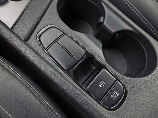 Kia Niro 1.6 GDi PHEV DynamicLine 141Pk Automaat (1e EIGENAAR, APPLE CARPLAY, GROOT NAVI, CAMERA, TREKHAAK... ActivLease financial lease