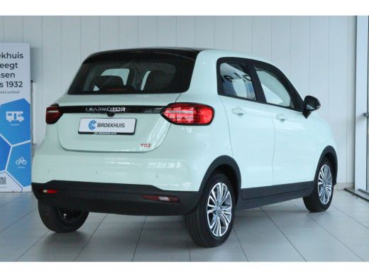 Leapmotor T03 Design 37.3 kWh | Achteruitrijcamera | Cruise control adaptief | Electronic climate controle ActivLease financial lease