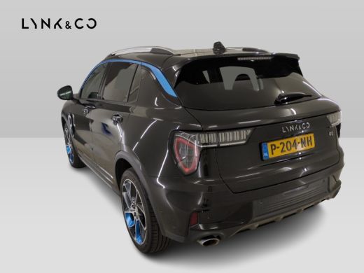 Lynk & Co 01 1.5 262pk Plug-in Adapt.Cruise Pano.dak Carplay Black Magic ActivLease financial lease