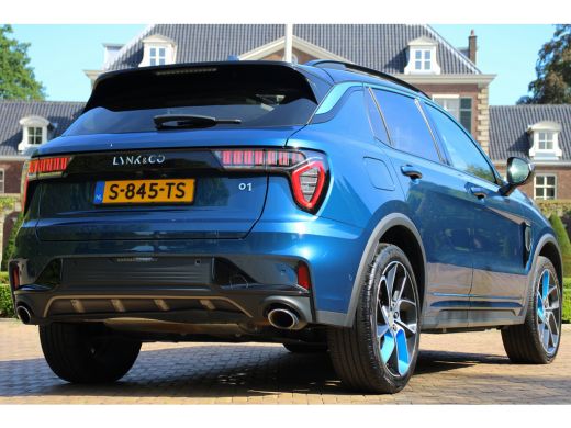 Lynk & Co 01 1.5 | 360 CAMERA | PANO DAK | 20'' LMV | ELEKTR STOELEN | DODE HOEK DETECTIE | VOLLEDIG OH! ActivLease financial lease