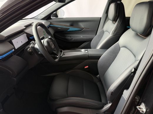Lynk & Co 08 2026 345PK MORE HYBRIDE MASSAGE STOEL VERW/VENTILATIE PANO MATRIX LED HARMAN KARDON NIEUWE AUTO 3... ActivLease financial lease