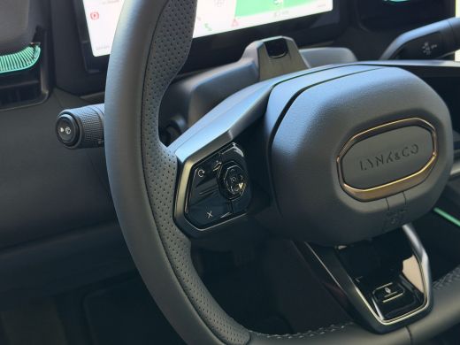 Lynk & Co 08 2026 MORE | 345PK PHEV | &plusmn;200KM ELEKTRISCH | DIRECT LEVERBAAR | MASSAGESTOELEN | STOELVERW./VENTI... ActivLease financial lease