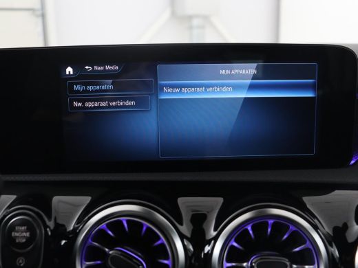 Mercedes-Benz CLA 180 Business Solution Luxury | Leder | Stoelverwarming | Cruise control | Sfeerverlichting | Navi... ActivLease financial lease