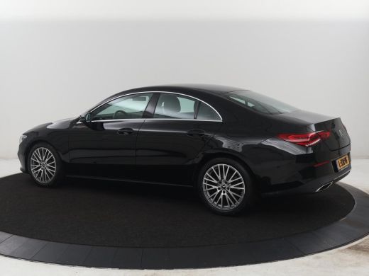 Mercedes-Benz CLA 180 Business Solution Luxury | Leder | Stoelverwarming | Cruise control | Sfeerverlichting | Navi... ActivLease financial lease
