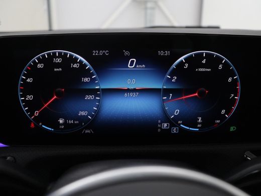 Mercedes-Benz CLA 180 Business Solution Luxury | Leder | Stoelverwarming | Cruise control | Sfeerverlichting | Navi... ActivLease financial lease