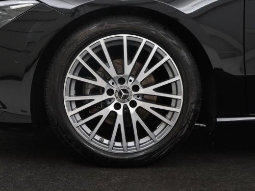 Mercedes-Benz CLA 180 Business Solution Luxury | Leder | Stoelverwarming | Cruise control | Sfeerverlichting | Navi... ActivLease financial lease
