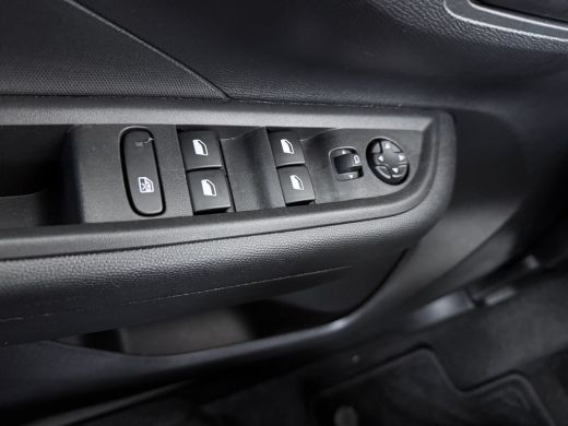 Opel Frontera Electric Edition 54 kWh Extended Range | 8 Jaar Garantie | Achteruitrijcamera | Dodehoek detectie... ActivLease financial lease